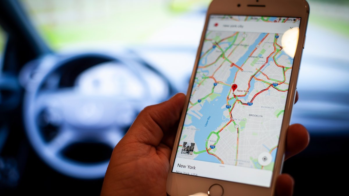 Google Maps se transformou em uma complicada variedade de funcionalidades que não são do interesse de ninguém.