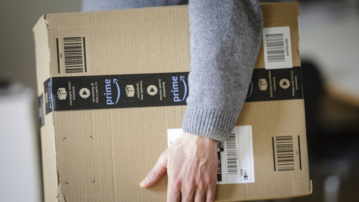 A Amazon oferecerá entrega gratuita durante a Black Friday e depois, mesmo para aqueles que não são assinantes do serviço Prime.