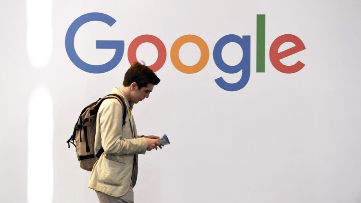 Google News bug chews up massive amounts of data in the background