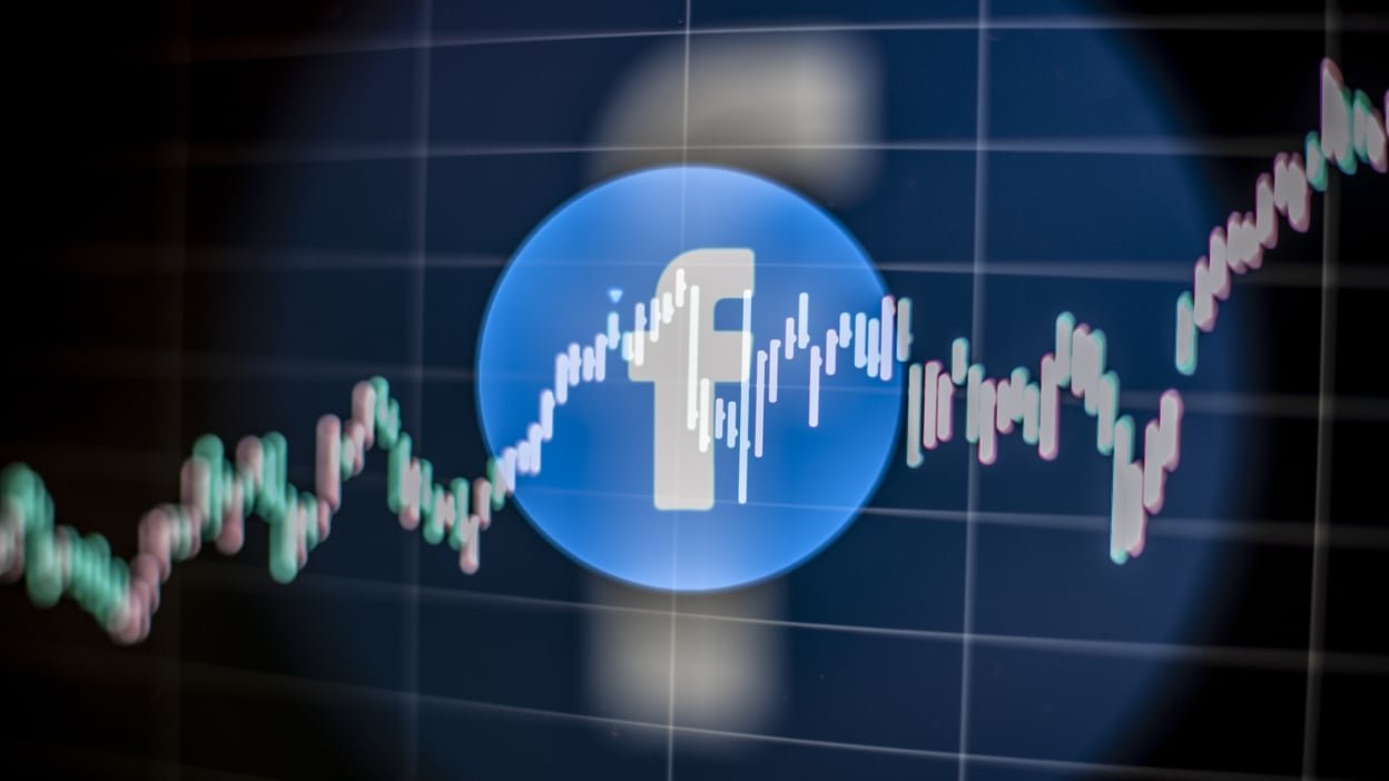 Facebook really needs more people to watch Stories in its main app
